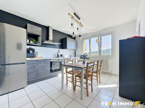Appartement 4 pièces - 92 m2 - Rumilly