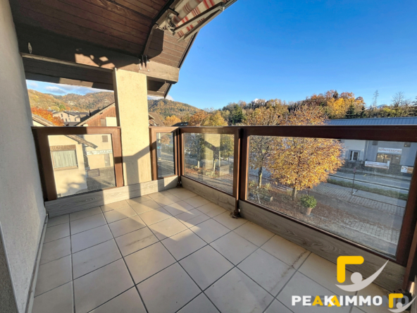 FILLINGES - Charmant T2 avec balcon et cave