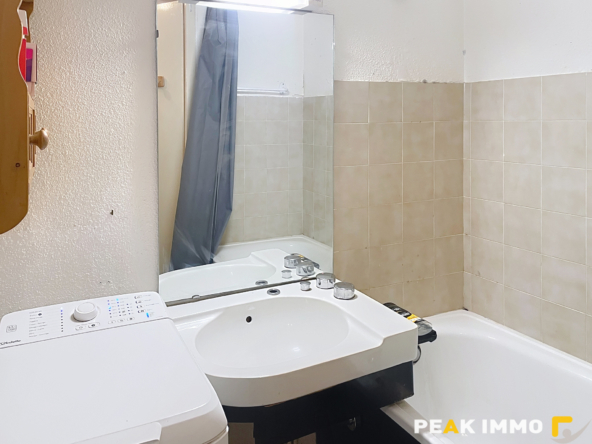 ONNION   À LOUER   STUDIO MEUBLÉ AVEC BALCON DANS RÉSIDENCE