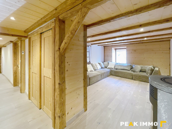 Appartement 5 pièces 130 m2 - DOUSSARD