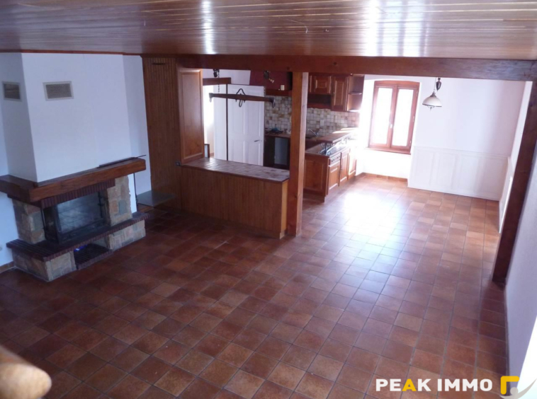 VIUZ-EN-SALLAZ   Au calme du lieu-dit Boisinges, découvrez c