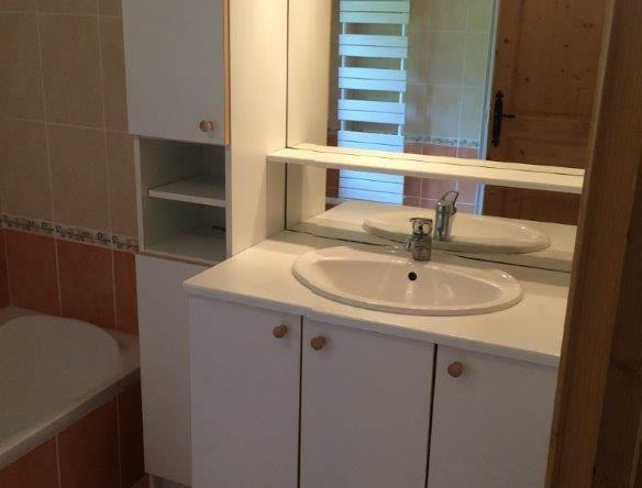 VIUZ-EN-SALLAZ   Au calme du lieu-dit Boisinges, découvrez c