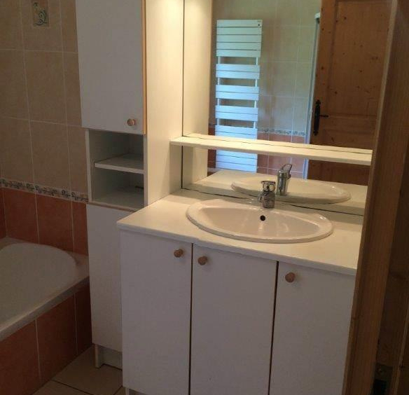 VIUZ-EN-SALLAZ   Au calme du lieu-dit Boisinges, découvrez c