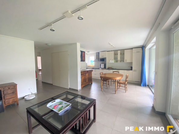 Appartement Saint Sixt 3 pièce(s) 66.76 m2