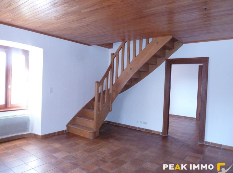 VIUZ-EN-SALLAZ   Au calme du lieu-dit Boisinges, découvrez c