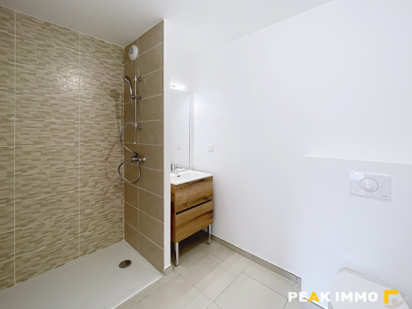 SAINT-PIERRE-EN-FAUCIGNY   À louer : charmant T2 meublé en r