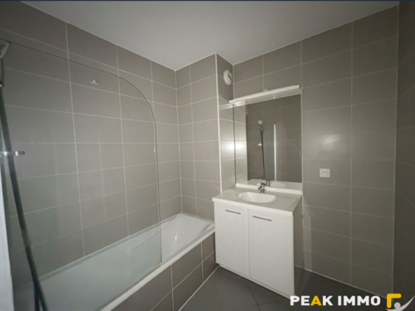 ETREMBIERE - Charmant T2 à louer à Étrambières   À 5 minutes