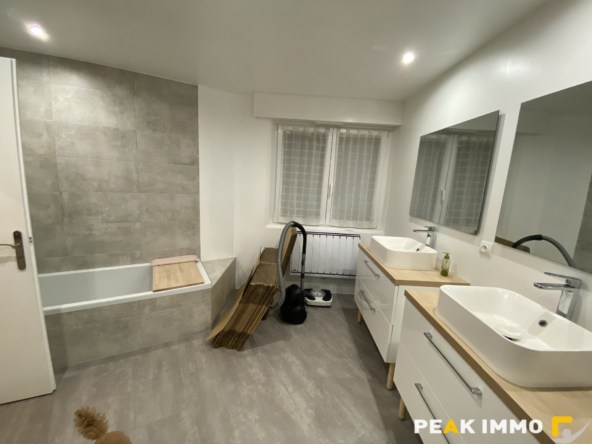 Ville-La-Grand appartement de 3 pièces