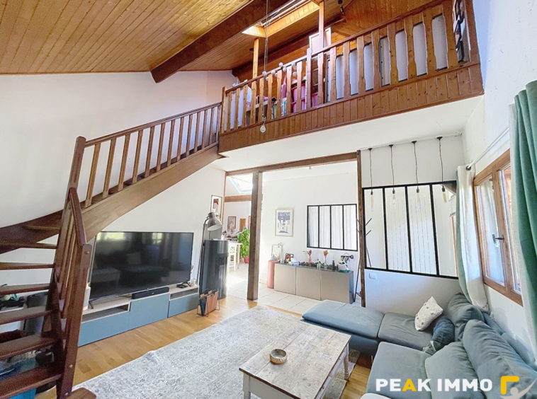 Appartement T3 meublé - 97,23 m2 -  74210 DOUSSARD