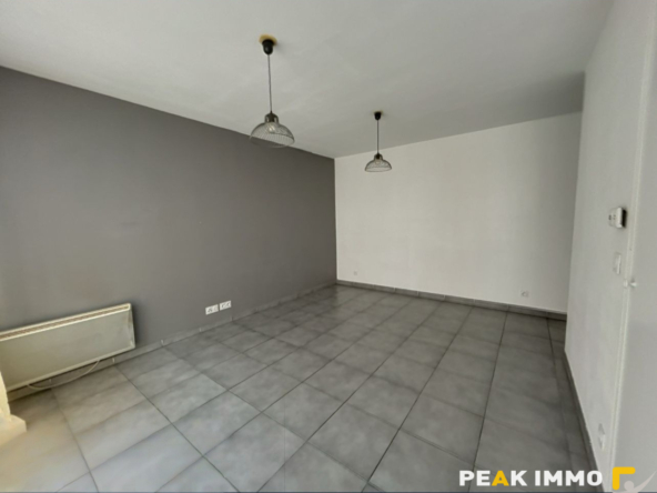 ETREMBIERE - Charmant T2 à louer à Étrambières   À 5 minutes