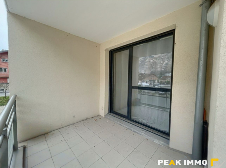 ETREMBIERE - Charmant T2 à louer à Étrambières   À 5 minutes