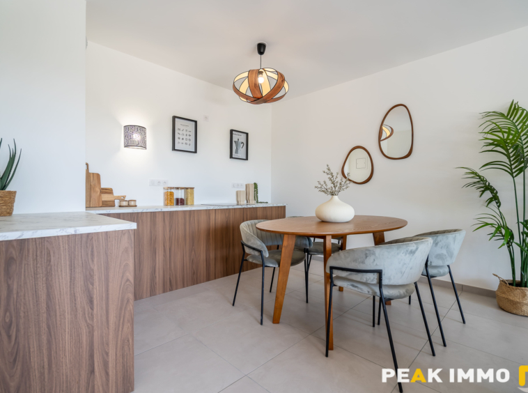 Appartement 4 pièces - 83.90 m2 - Annecy-le-vieux