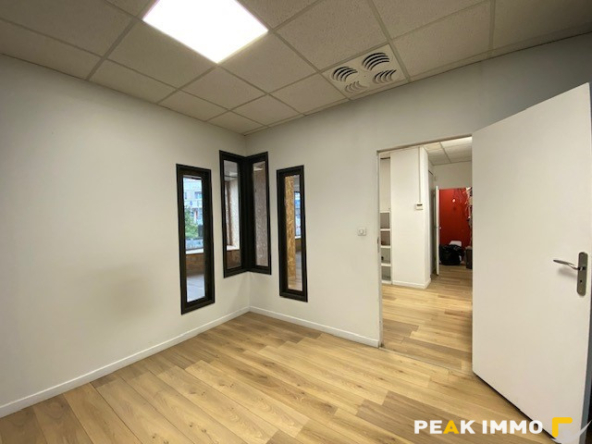 Murs commerciaux 80 m2 - Annemasse 74100