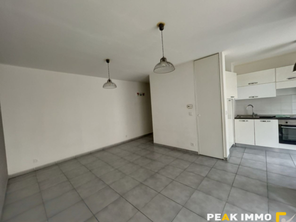 ETREMBIERE - Charmant T2 à louer à Étrambières   À 5 minutes