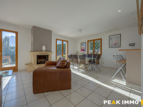 A vendre en exclusivité Maion Lathuile