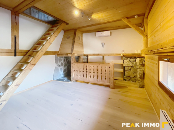 Appartement 5 pièces 130 m2 - DOUSSARD