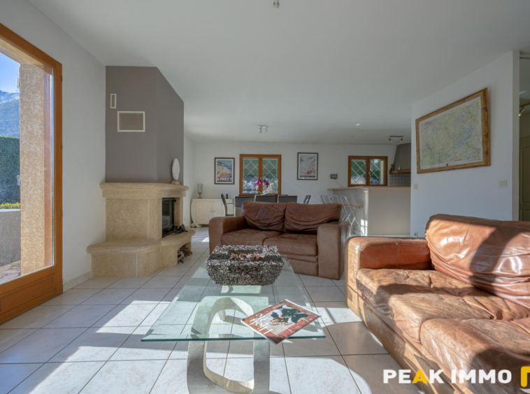 A vendre en exclusivité Maion Lathuile