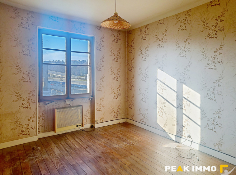 ANNECY CENTRE-T2 à RENOVER -EXCLUSIVITE-CAVE ET GRENIER