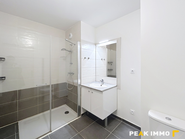 BONNE   T2 à louer au coeur du village