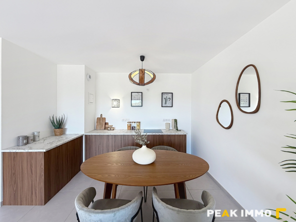 Appartement 4 pièces - 83.90 m2 - Annecy-le-vieux