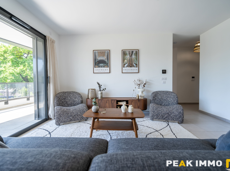 Appartement 4 pièces - 83.90 m2 - Annecy-le-vieux