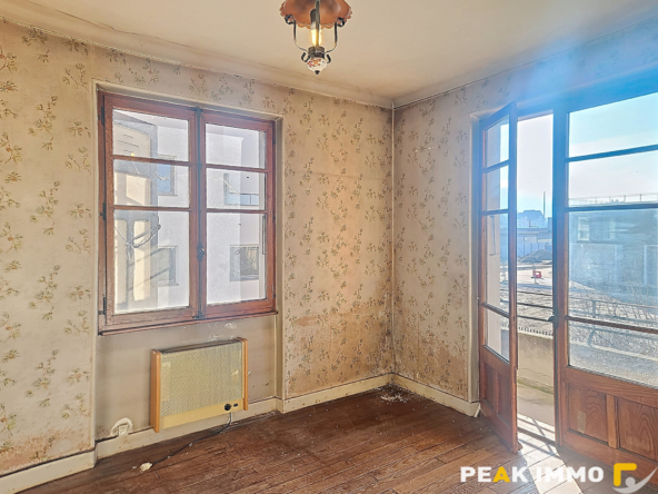 ANNECY CENTRE-T2 à RENOVER -EXCLUSIVITE-CAVE ET GRENIER