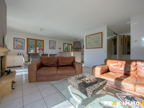 A vendre en exclusivité Maion Lathuile