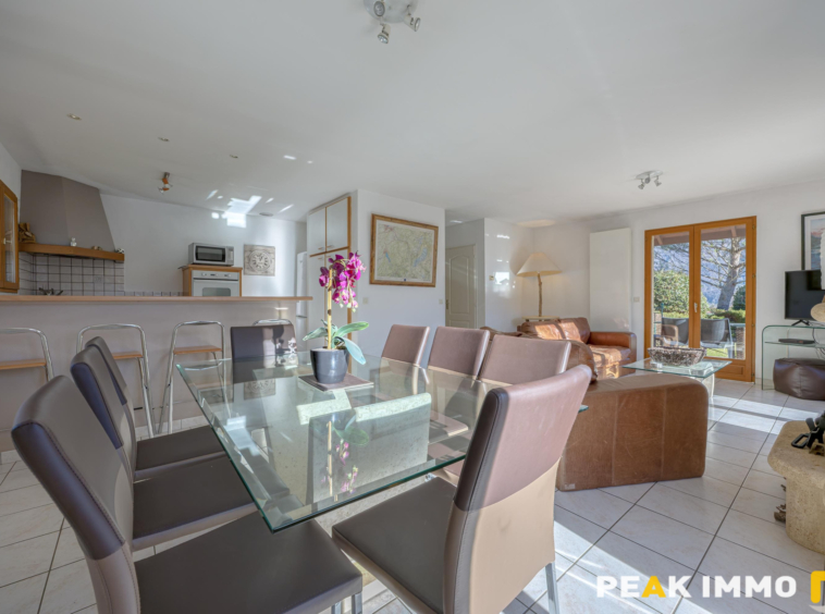 A vendre en exclusivité Maion Lathuile