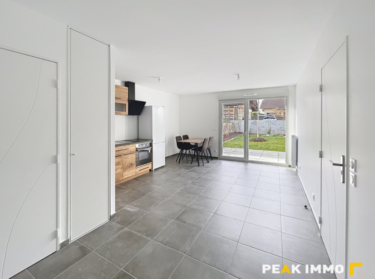 SAINT-PIERRE-EN-FAUCIGNY   À louer : charmant T2 meublé en r