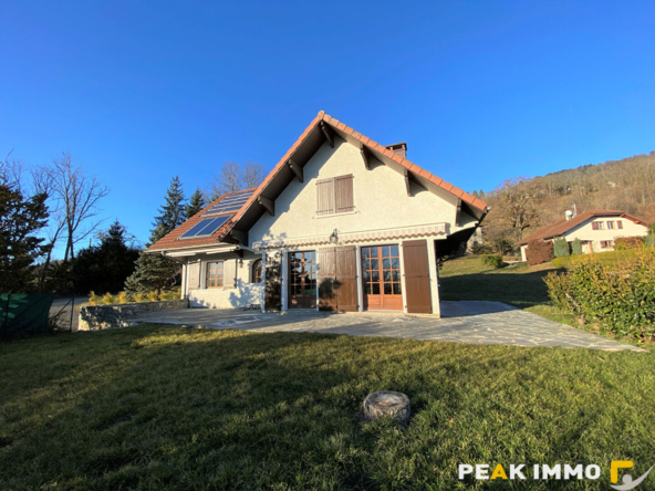 BONNE   Maison individuelle T6 bis avec jardin, garage doubl