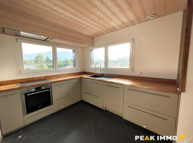 NANGY   Appartement T3 triplex à louer dans la zone de Nangy