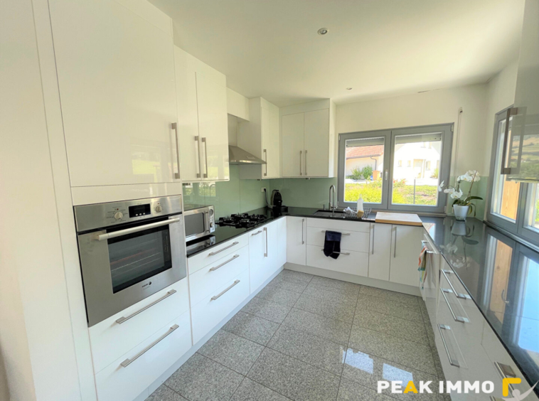 SAINT-JEAN-DE-THOLOME   À louer, maison individuelle meublée