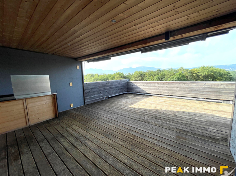 NANGY   Appartement T3 triplex à louer dans la zone de Nangy