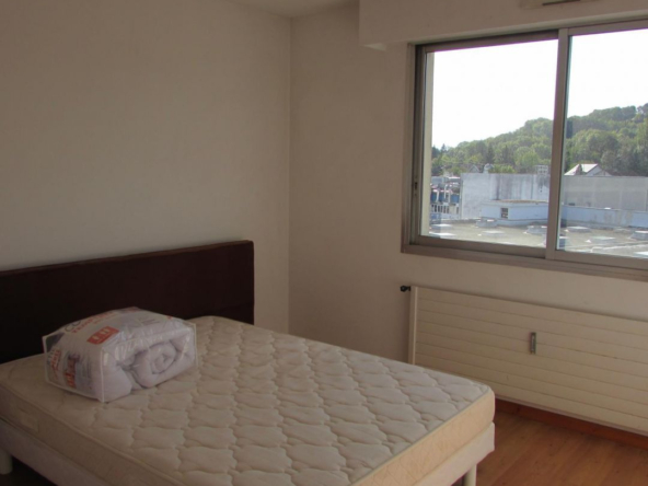 ANNEMASSE   Appartement T2 meublé à louer, proche centre com