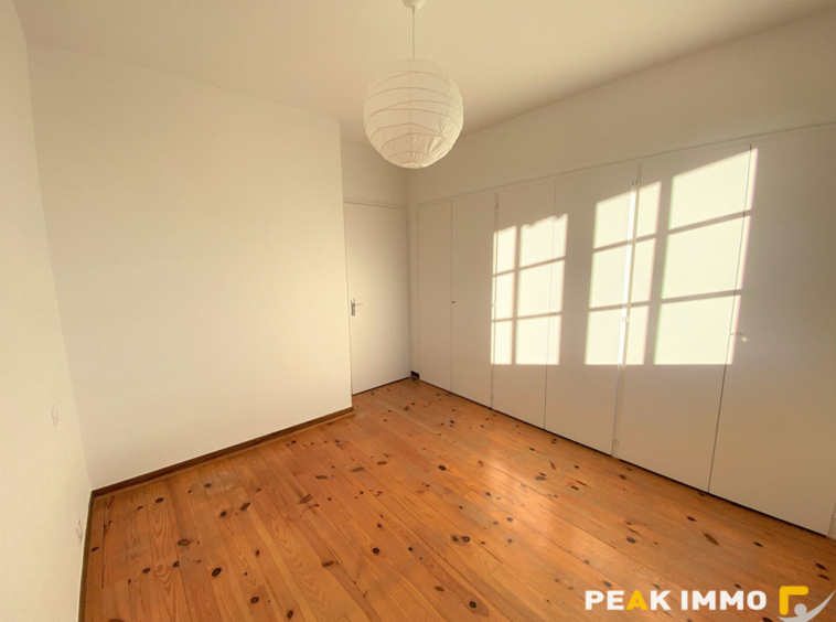 BONNE   Maison individuelle T6 bis avec jardin, garage doubl