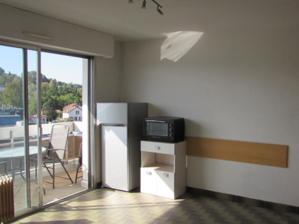 ANNEMASSE   Appartement T2 meublé à louer, proche centre com