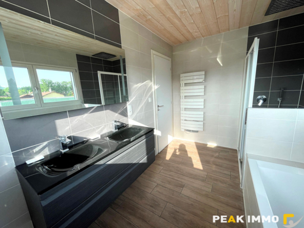 NANGY   Appartement T3 triplex à louer dans la zone de Nangy