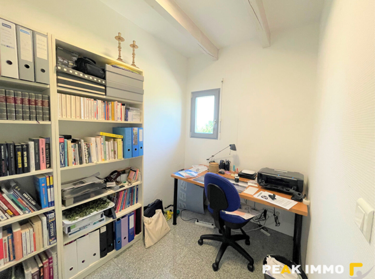 SAINT-JEAN-DE-THOLOME   À louer, maison individuelle meublée