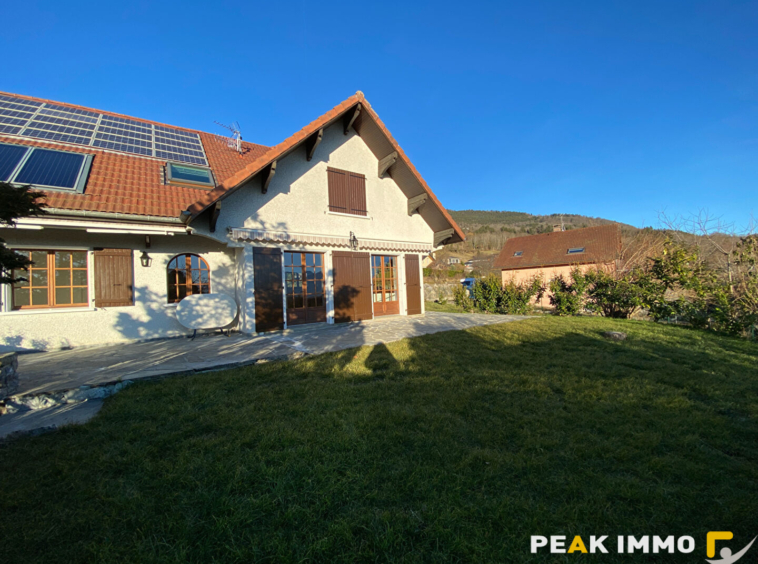 BONNE   Maison individuelle T6 bis avec jardin, garage doubl