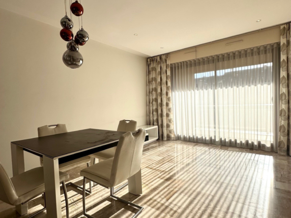 Appartement - 2 pièces - ANNECY