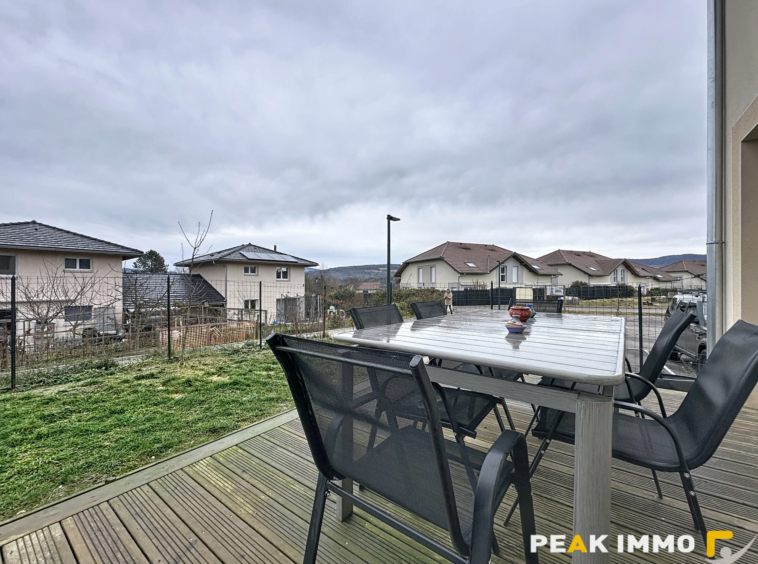 Appartement 4 pièces - 92 m2 - Sallenôves