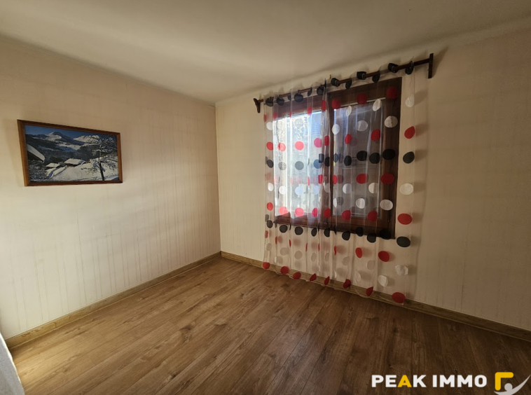 BONNE-Secteur LOEX Maison individuelle avec grand terrain di