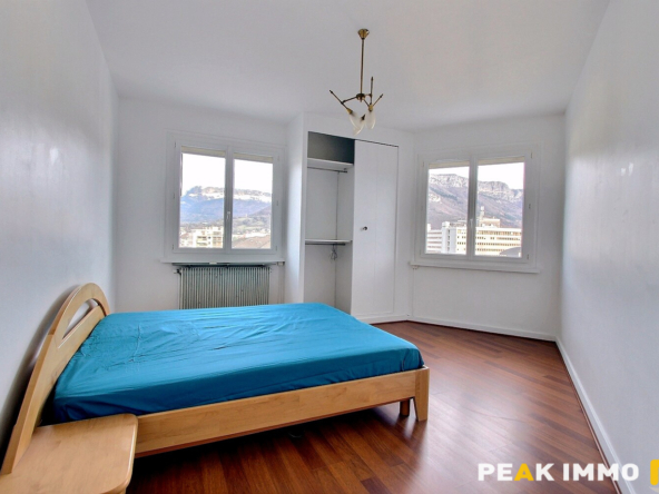 Appartement T4 - 90m2 - Annecy - place de parking