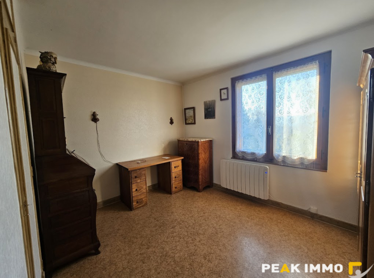 BONNE-Secteur LOEX Maison individuelle avec grand terrain di