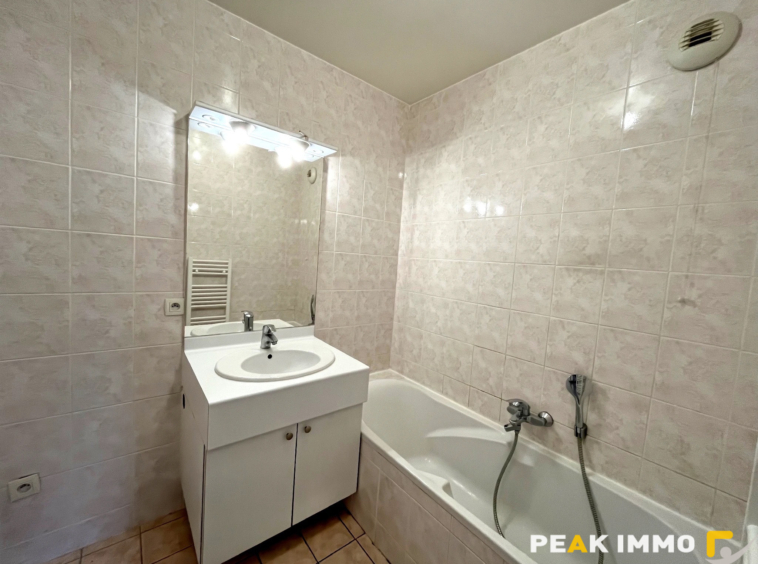 Appartement F2 avec garage - 56.17 m2 - Magland