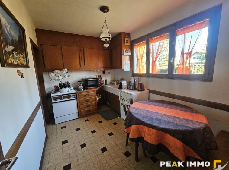 BONNE-Secteur LOEX Maison individuelle avec grand terrain di