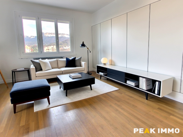 Appartement T4 - 90m2 - Annecy - place de parking