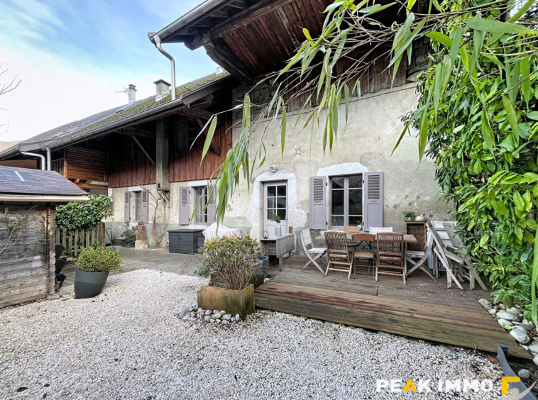 Maison de village 110 m2 DOUSSARD