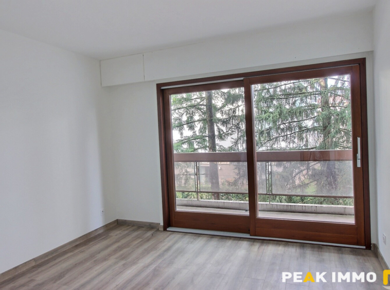 Appartement - 4 pièces - 110m2 - avec garage  ANNECY PARMELA
