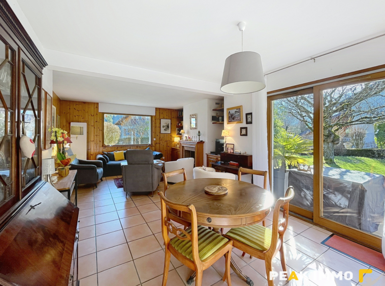 Maison - 125 m2 - DOUSSARD